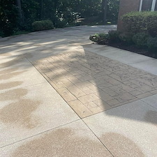 Driveway-cleaning-and-sealing 0